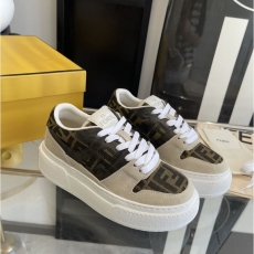 Fendi Low Shoes